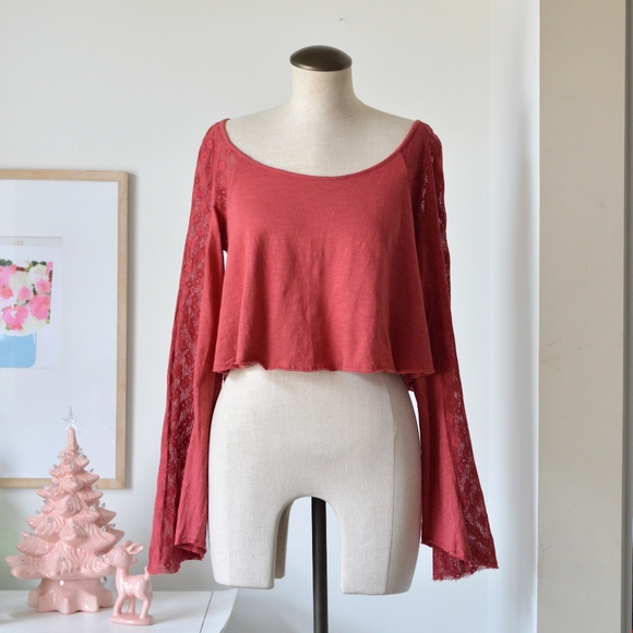 coral long sleeve flowy cropped hem top with lace sleeves, small - Picture 11 of 11